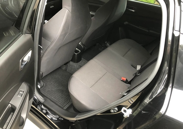 Suzuki Swift cena 81000 przebieg: 6500, rok produkcji 2022 z Wolin małe 596